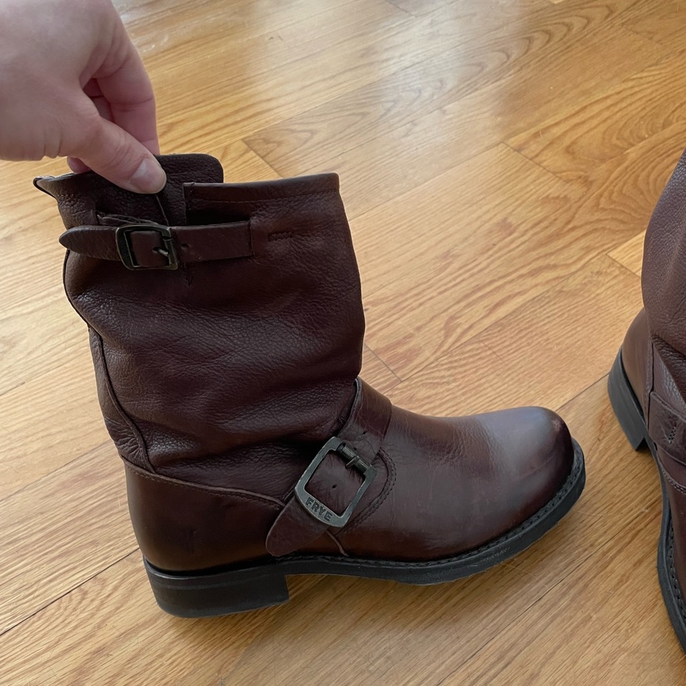 Frye dark brown, moto boots, Natalie Engineer Short boots- size 6